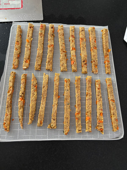 Whinnie’s "Good Pup" Fruit & Veggie Sticks (Vegan)